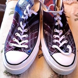 Multi color Converse Chuck Taylor women size 9.5 men size 7.5